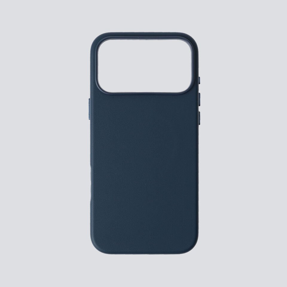 iPhone 17 Pro Max Metal Tuşlu Premium Koruma Mili Luxora Leather MagSafe Case