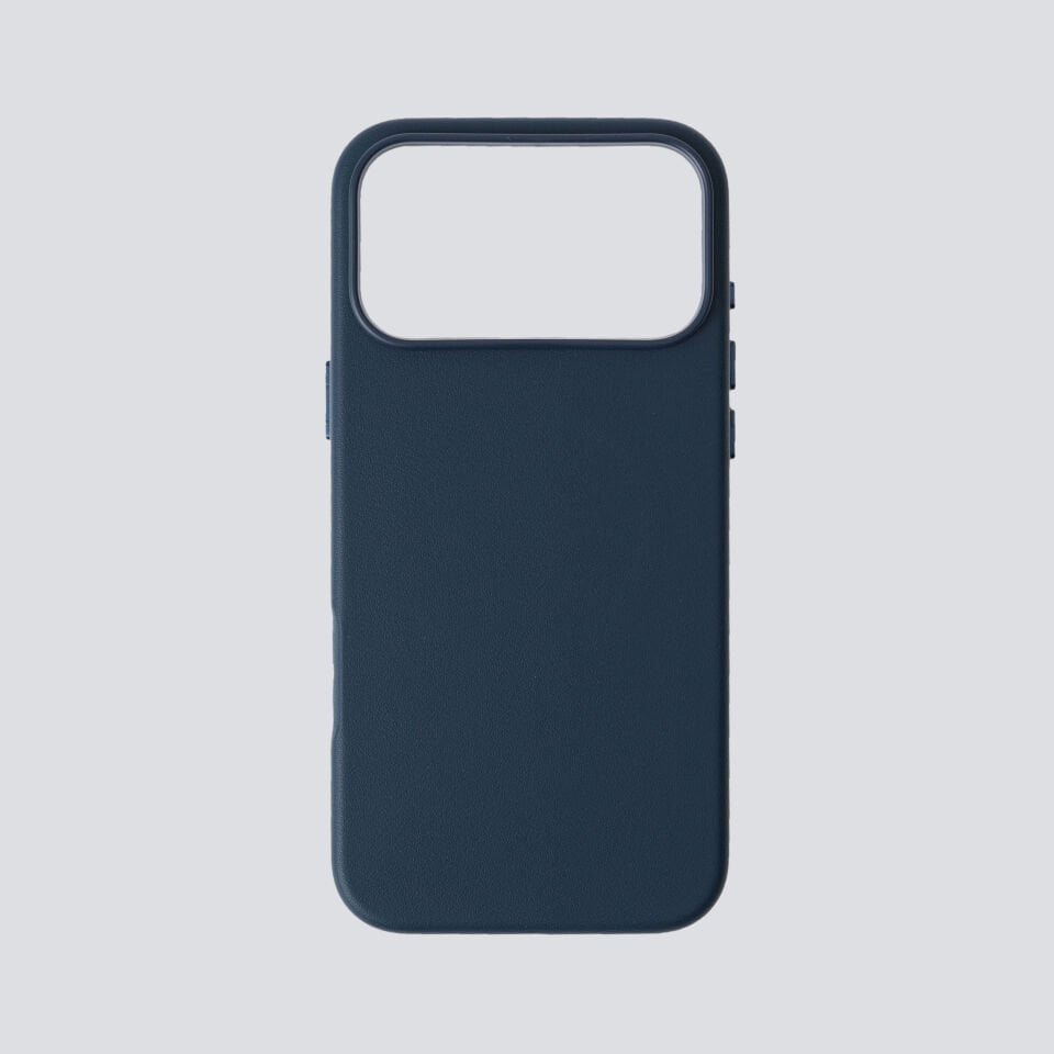 iPhone 17 Pro Max Metal Tuşlu Premium Koruma Mili Luxora Leather MagSafe Case